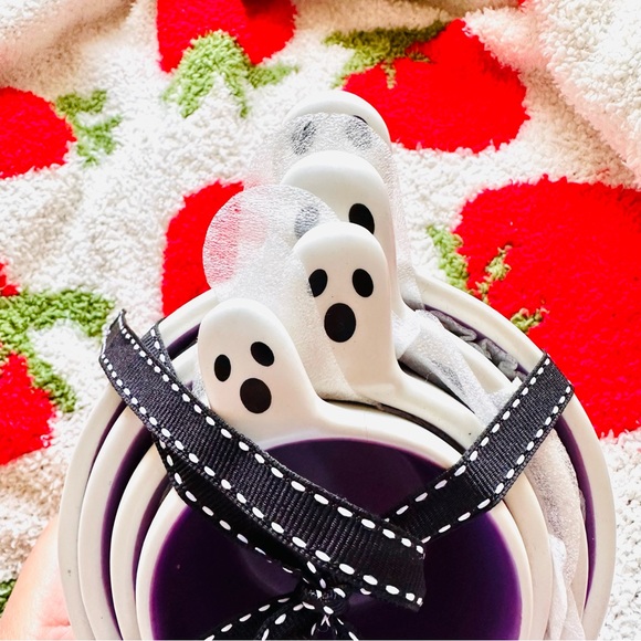 👻 Rae Dunn Ghost Measuring Cups - Picture 2 of 2
